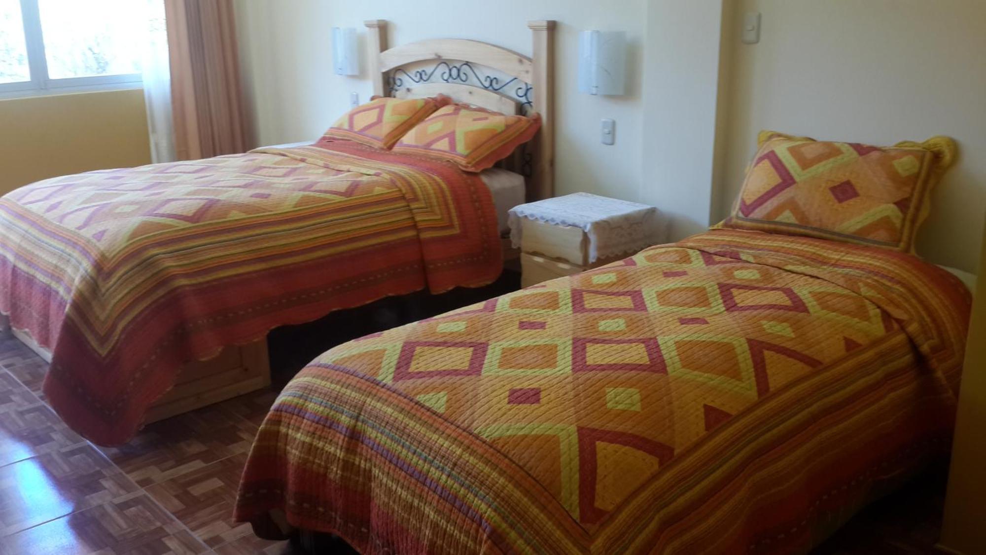 Morales Guest House Huaraz  Room photo
